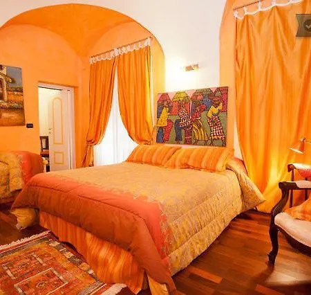 Lo Studio' Di Piazza * Mondovì