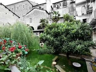 Lo Studio' Di Piazza Pensionat *