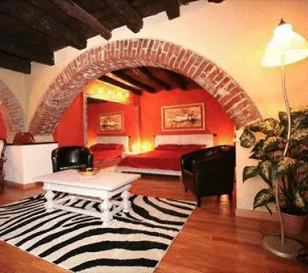 Lo Studio' Di Piazza